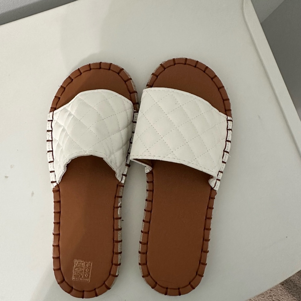 sandles